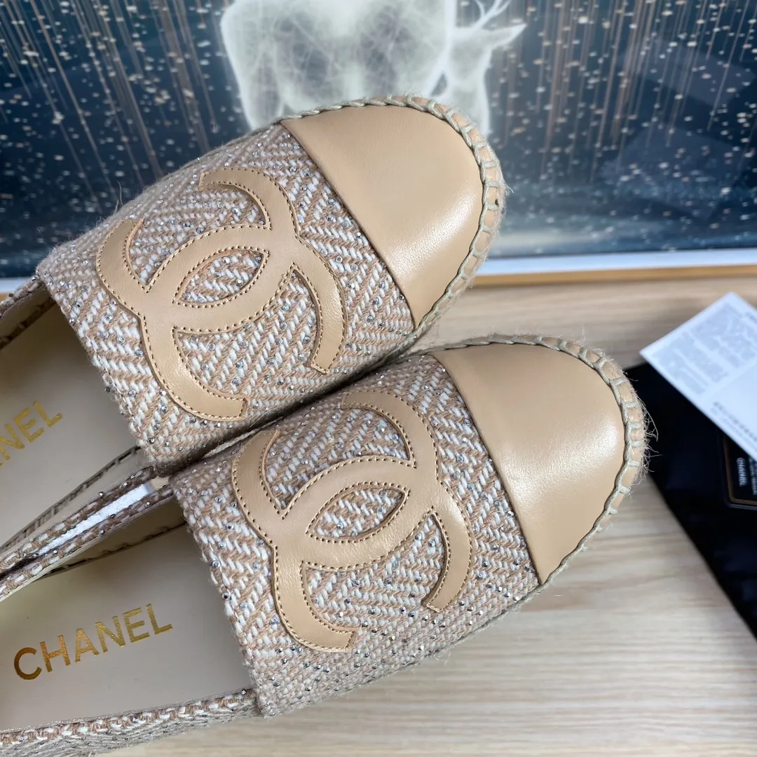 👟👟Ex-factory price 420👟👟 🌈🌈Chanel Chanel✈️2023s spring and summer new fisherman shoes😍😍Taikoo Hui purchased three pairs of original versions for development🐂🐂🤩Original versions are shipped one to one❗️❗️Code number: 34-42 (34 41 42 customized)